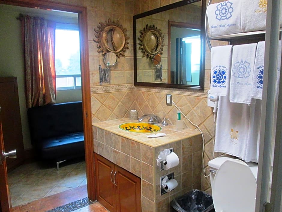 Hotel Real Azteca