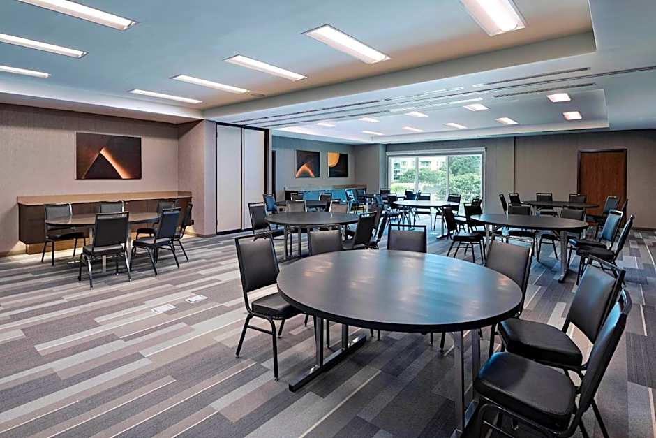 AC Hotel by Marriott San Jose Escazu