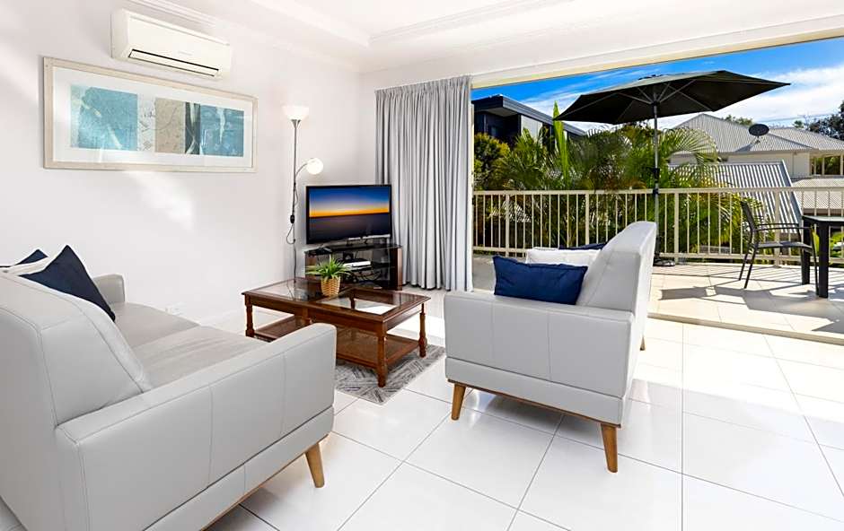 Noosa River Palms