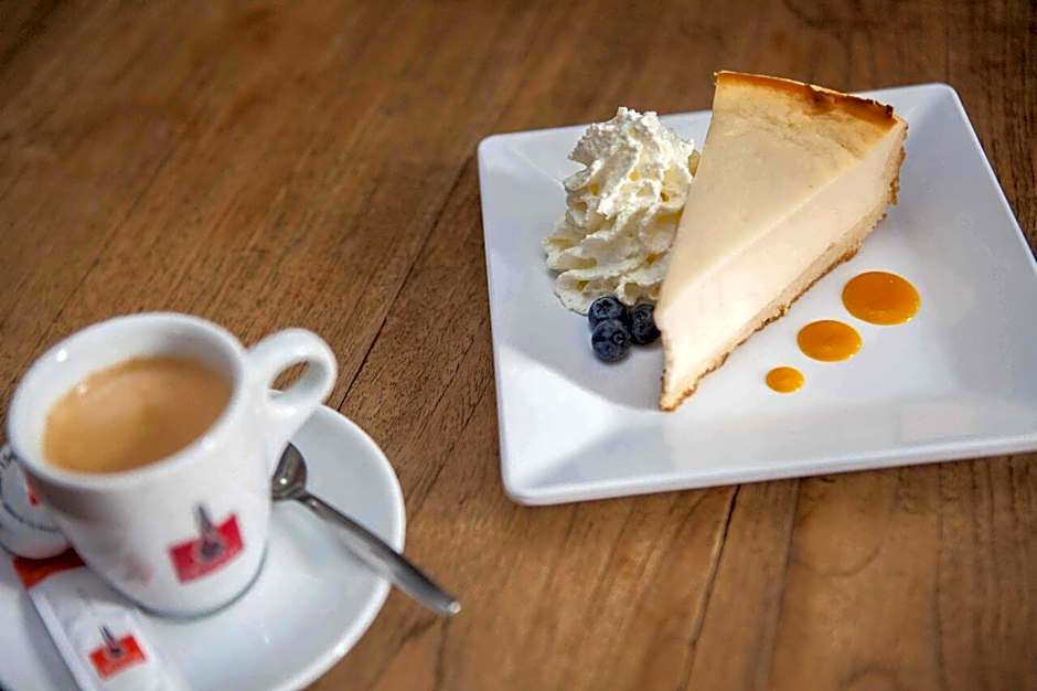 Kings Inn City Hostel