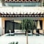 Lures Hotel