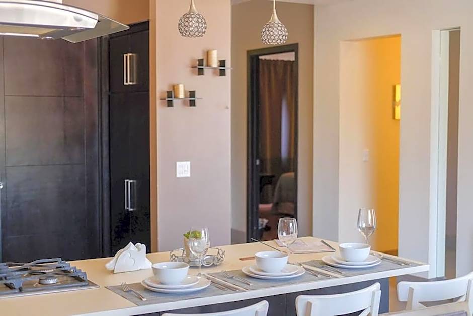 Casa Todos Santos with Gated Parking at Casas Sanblu