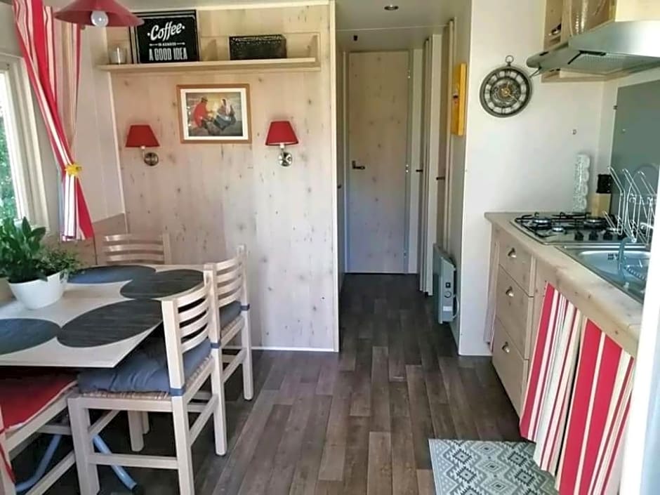 Le clos des augers, chambres d'hôtes et roulotte