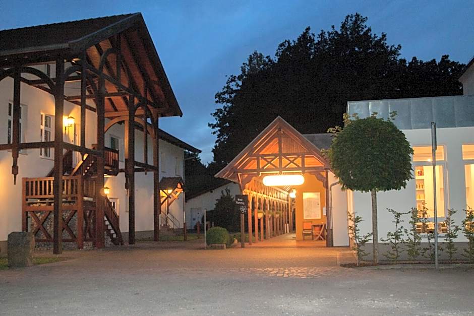 Hotel & Restaurant Waldschlosschen