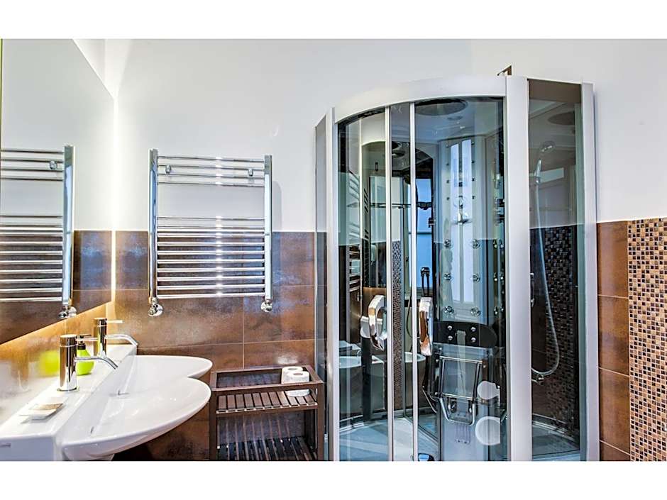 Lh Royal Suites Terrace