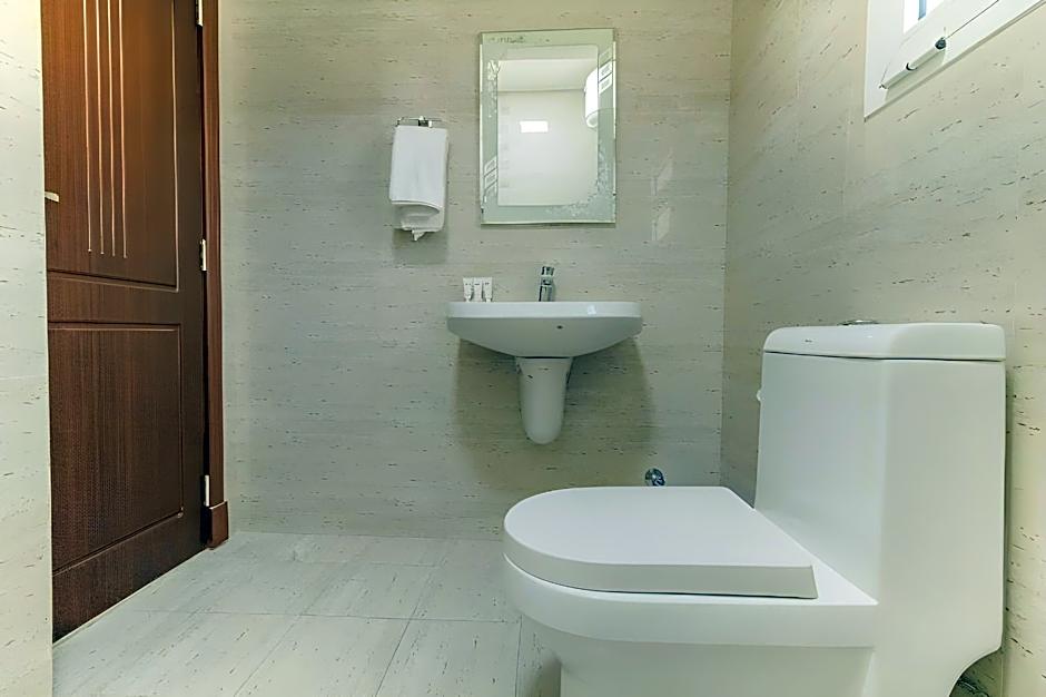 Super OYO 106 Muscat Grand Hotel Apartment