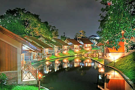 Ahadiat Hotel & Bungalow