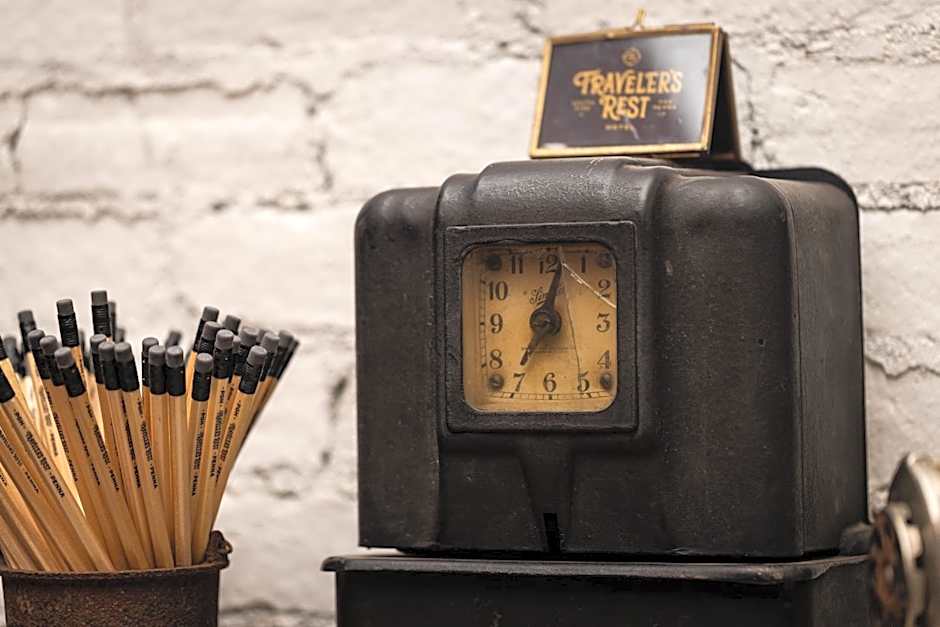 Traveler's Rest Hotel