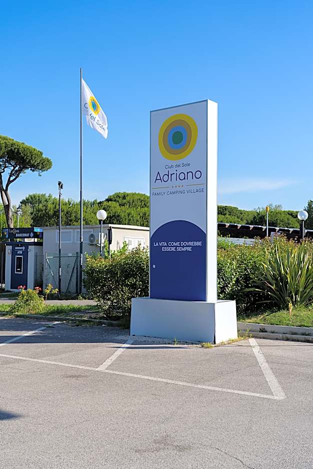 Club del Sole Adriano Family Collection