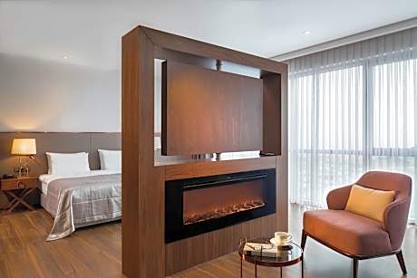 Junior Suite with Golden Horn View