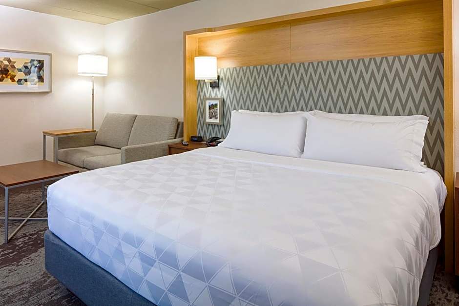 Holiday Inn Salem By IHG