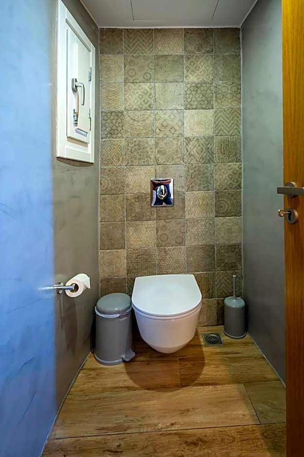 Smy Mediterranean White Santorini