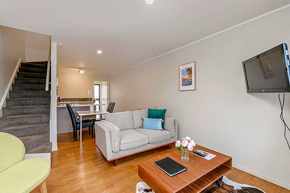 Le Chalet Suisse Motel Taupo