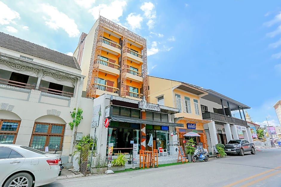 De Nawarat Chiang Mai Boutique Apartment
