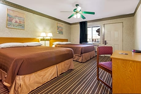 1 Queen Bed Non-Smoking