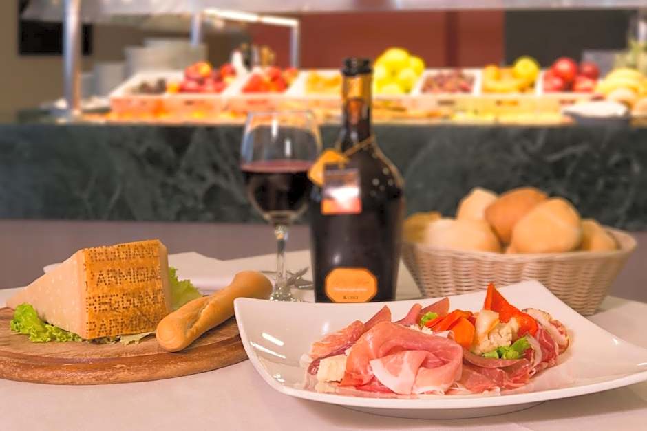 Cdh Hotel Parma & Congressi