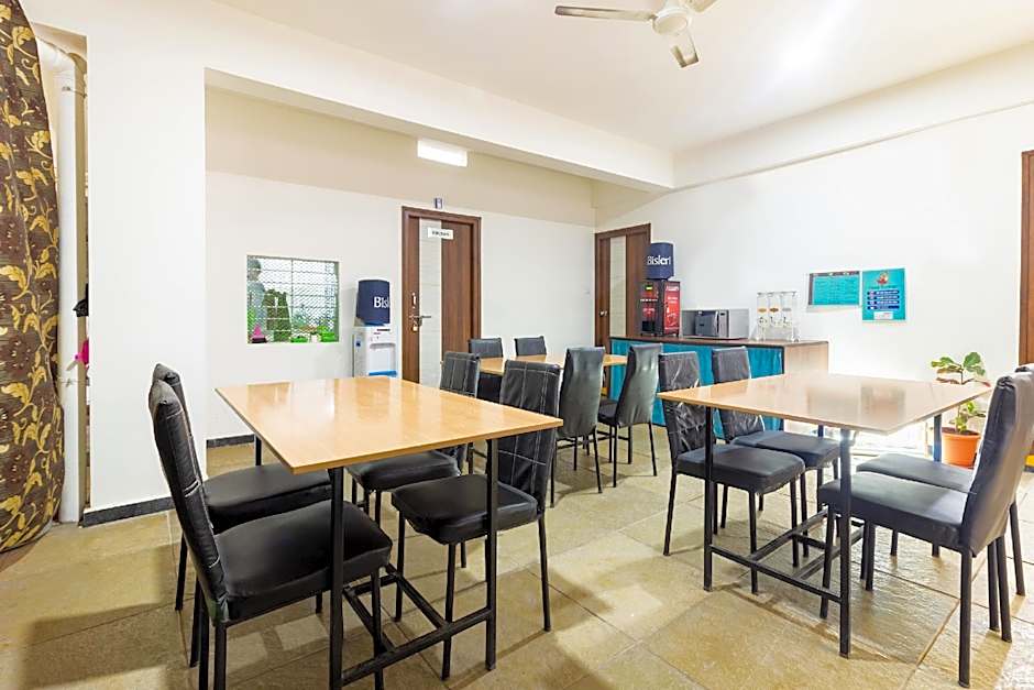 Super Hotel O Qualia Inn Kondapur Near Botanical Garden