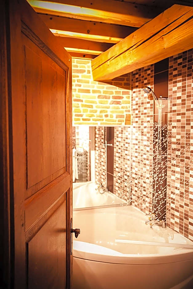 Les Ecuries de la Tour