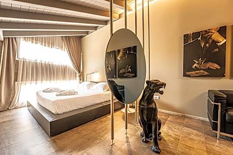 Neko Boutique Hotel