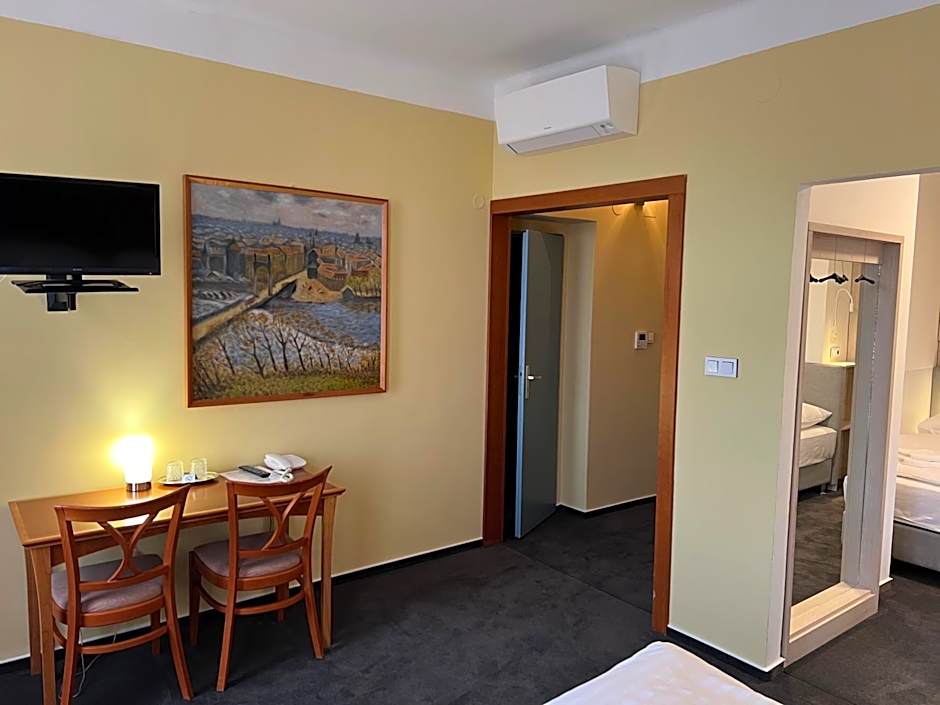Hotel Praha Liberec