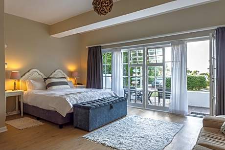 Deluxe Room with Garden View