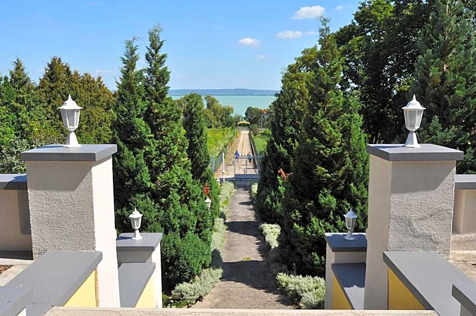 Sir David Balaton Castle Apartmanok