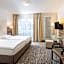 Balland's Hotel & Restaurant