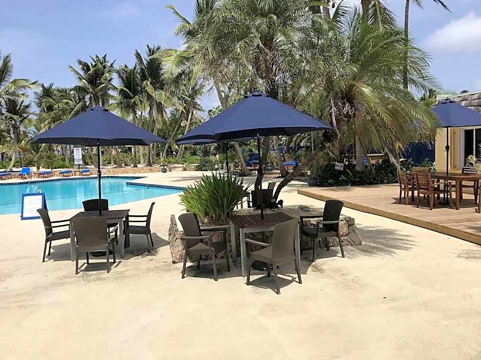 The Palms at Pelican Cove