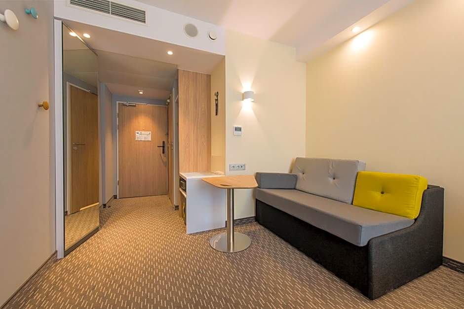 Holiday Inn Express Warsaw - Mokotow By IHG