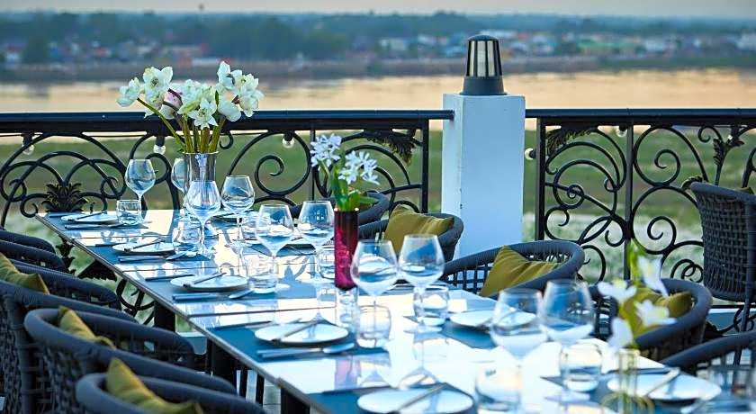 La Seine Boutique Hotel