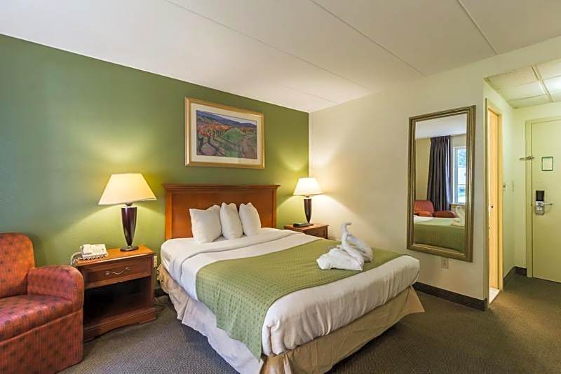Quality Inn & Suites West Chester
