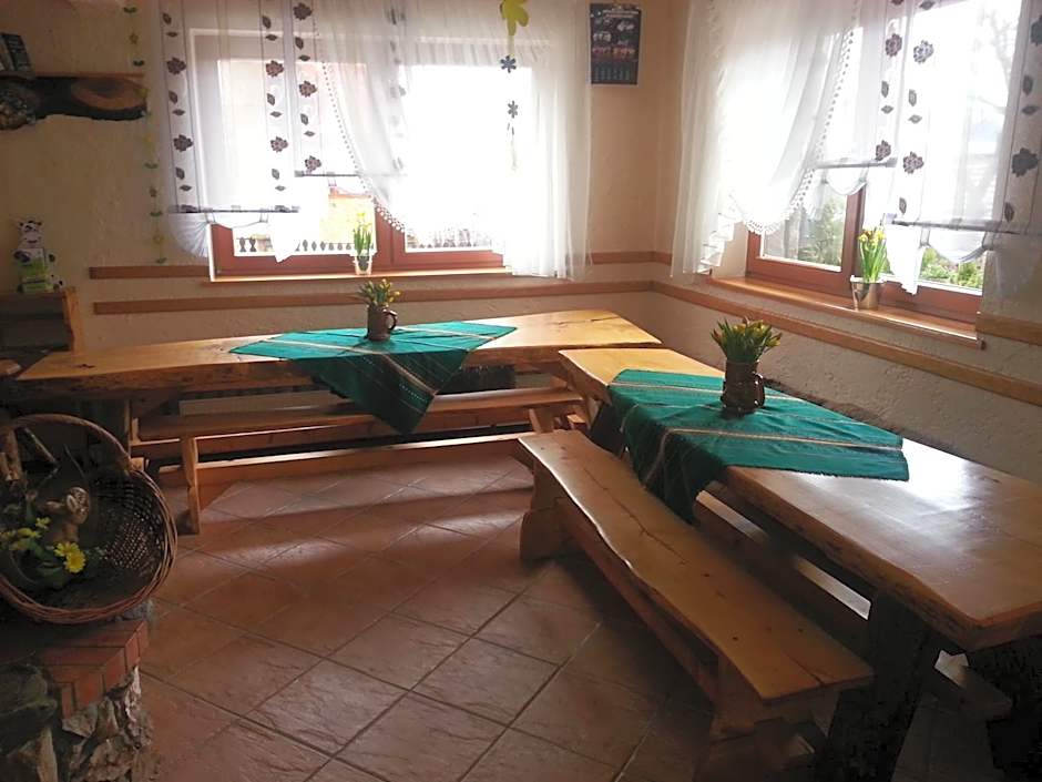 U Hani w pobliżu Gorący Potok i Termy