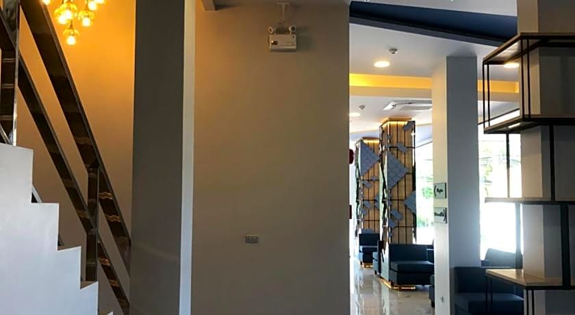 Golden Paradise Hotel