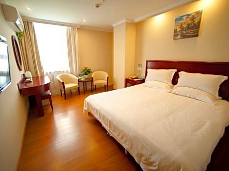 GTR - Guest Room with One 1.8M Bed