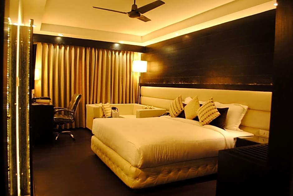 Photo 1 of 1 of Standard 1 King Bed, Nonsmoking