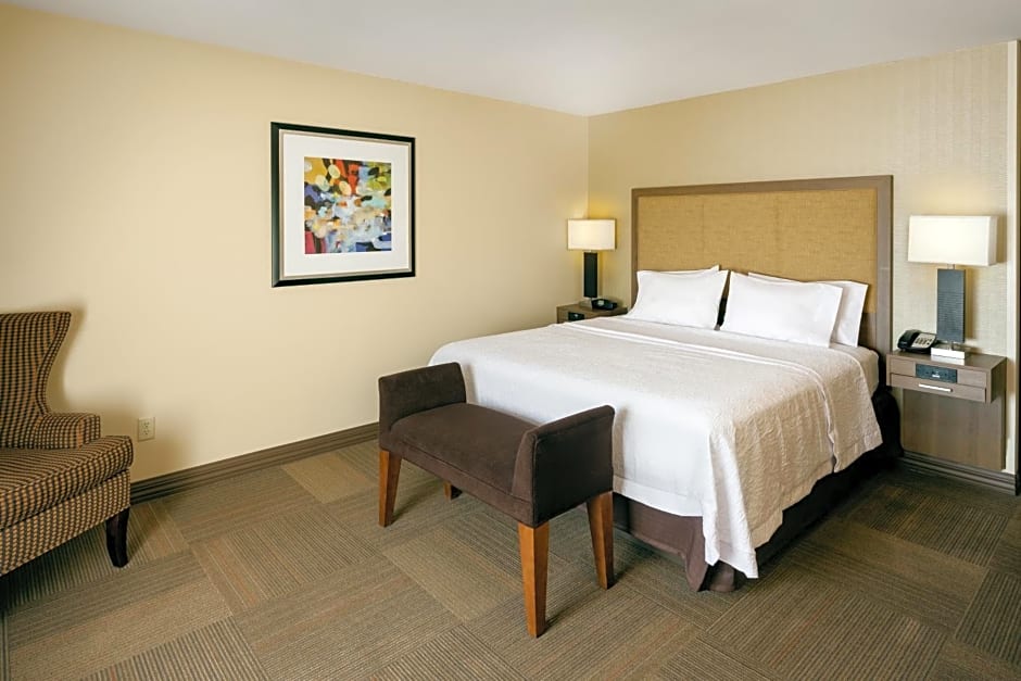 Hampton Inn & Suites Las Vegas-Red Rock/Summerlin