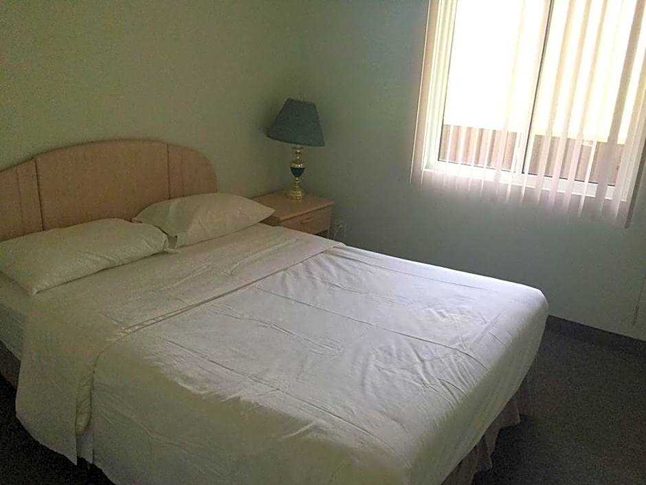 Shemron Suites Hotel