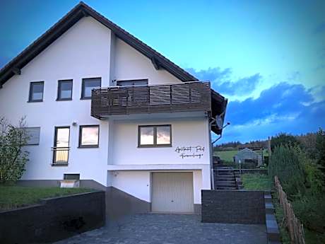 Ferienwohnung "Apartment Paul" Eppelborn - Stilvolles Apartment mit Terrasse, Parkplatz & zentrale Lage