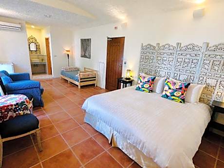 Triple Room with View