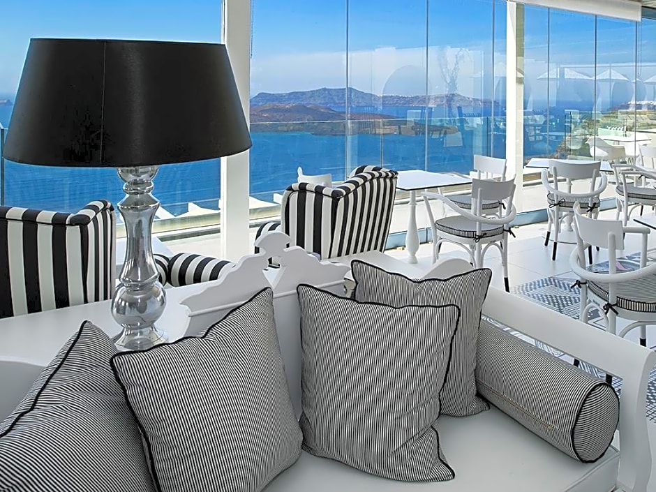 Caldera's Lilium Villas