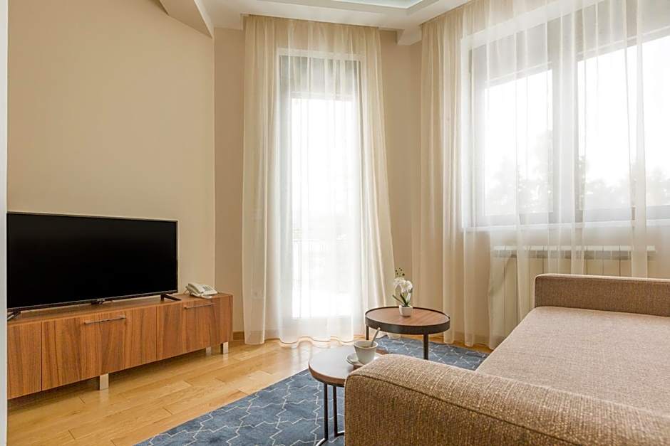 Prime Hotel Garni