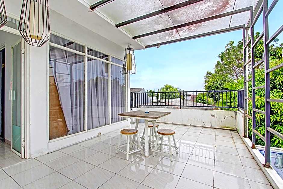 OYO 91952 Oase Hostel