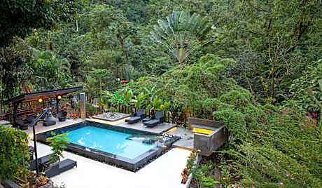 Tifakara Boutique Hotel & Birding Oasis