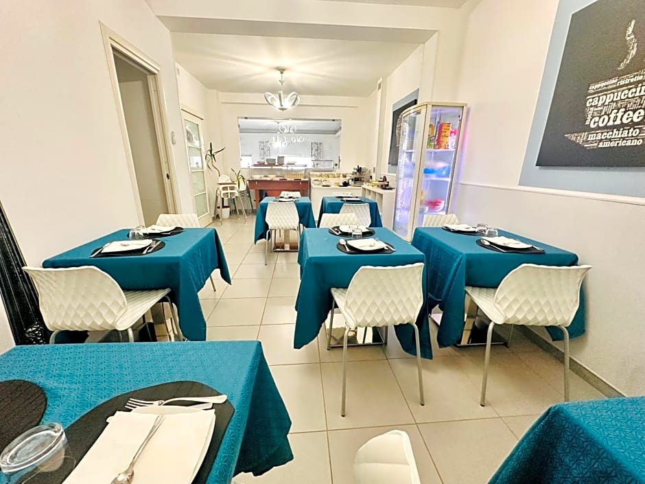 Maniel Beach Hotel