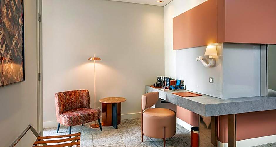 Vignette Collection Convent Square Lisbon By IHG