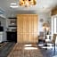 Palm Beach Hotel with Juliette Balconies! 2 blocks from beach! Historic Landmark