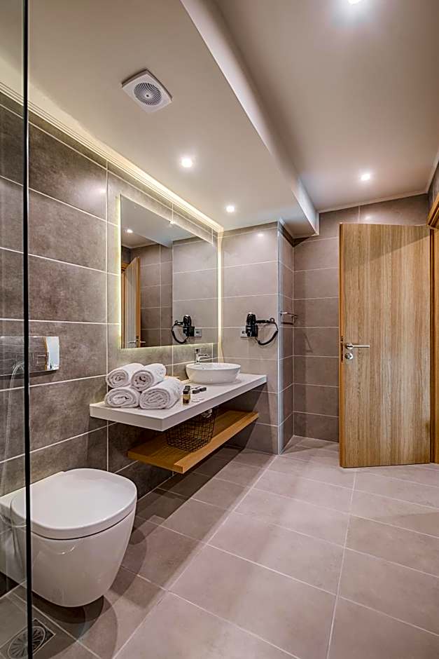 Villa Di Mare Seaside Suites