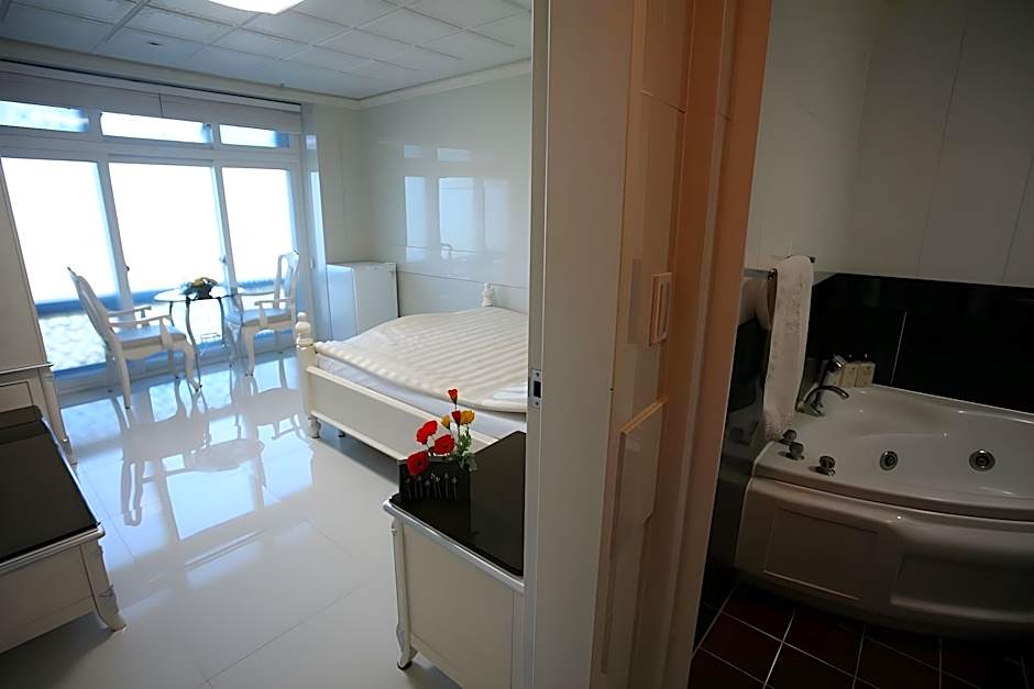 Donghae Boyang Hot Spring Convention Hotel