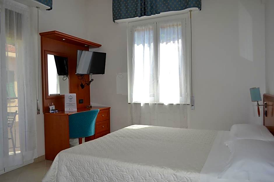 Hotel Noris