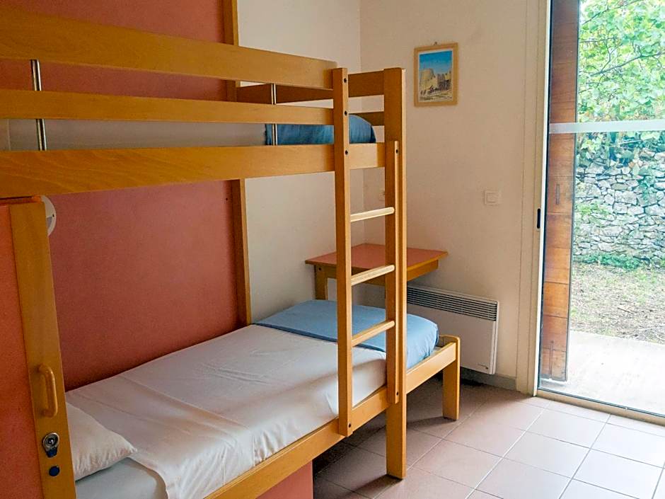 Auberge de Jeunesse HI Nîmes